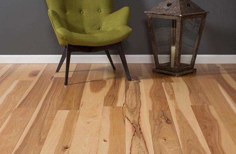 Engineered hardwood floor