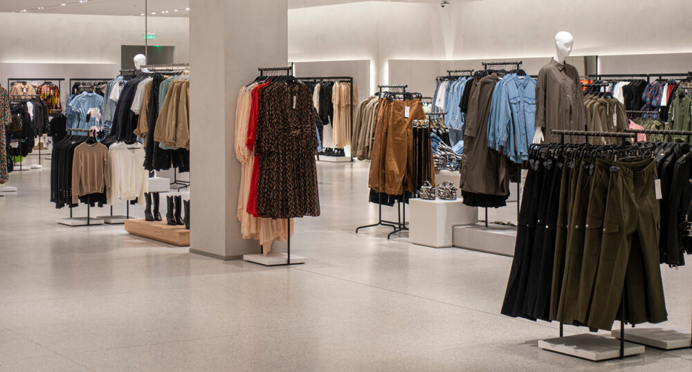 How Calgary’s Weather and Foot Traffic Impact Commercial Flooring Installation